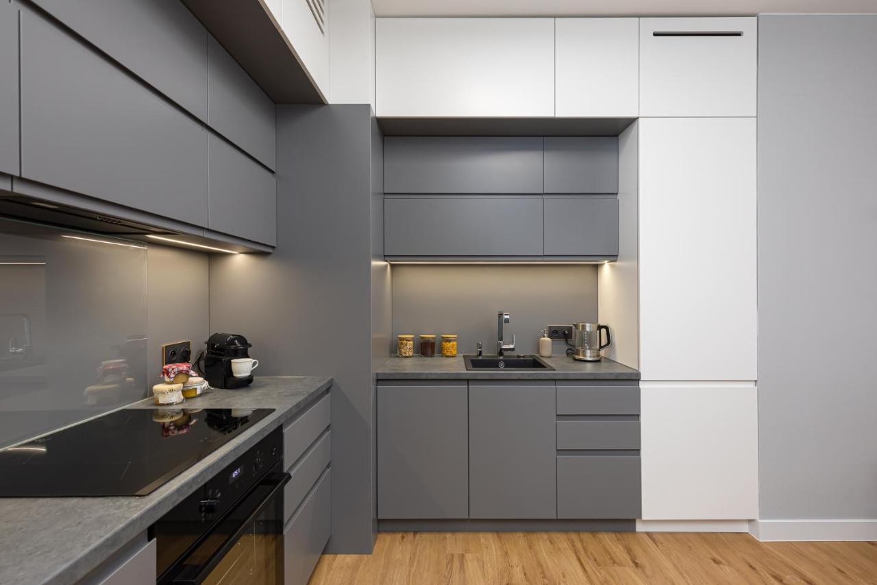 Ecru Luxurious Apartment In Port Praski With Balcony Wwa35 Varşova Dış mekan fotoğraf